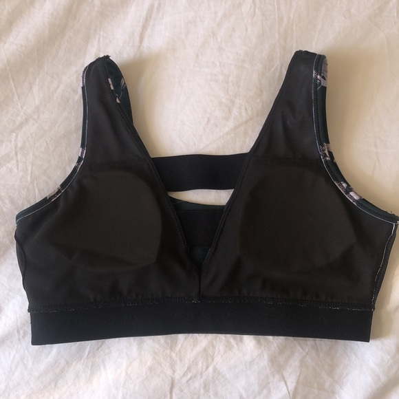 NEW Avec Les Filles Floral Deep-V Sports Bra - Picture 6 of 9